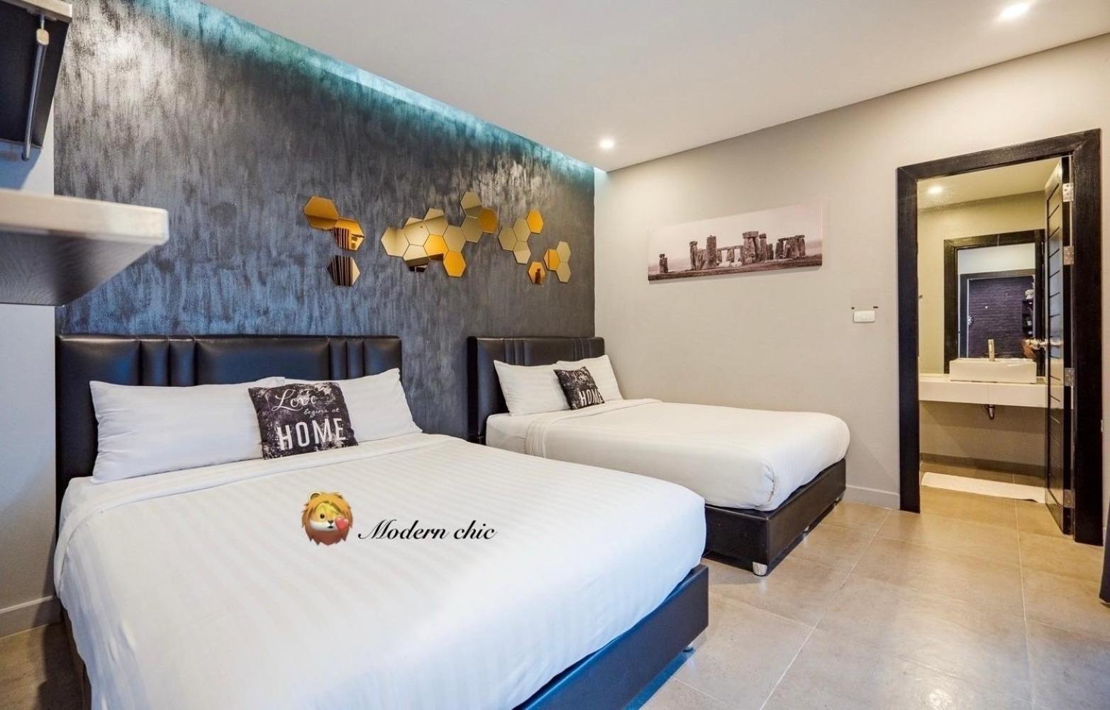 Modern Chic Villa *