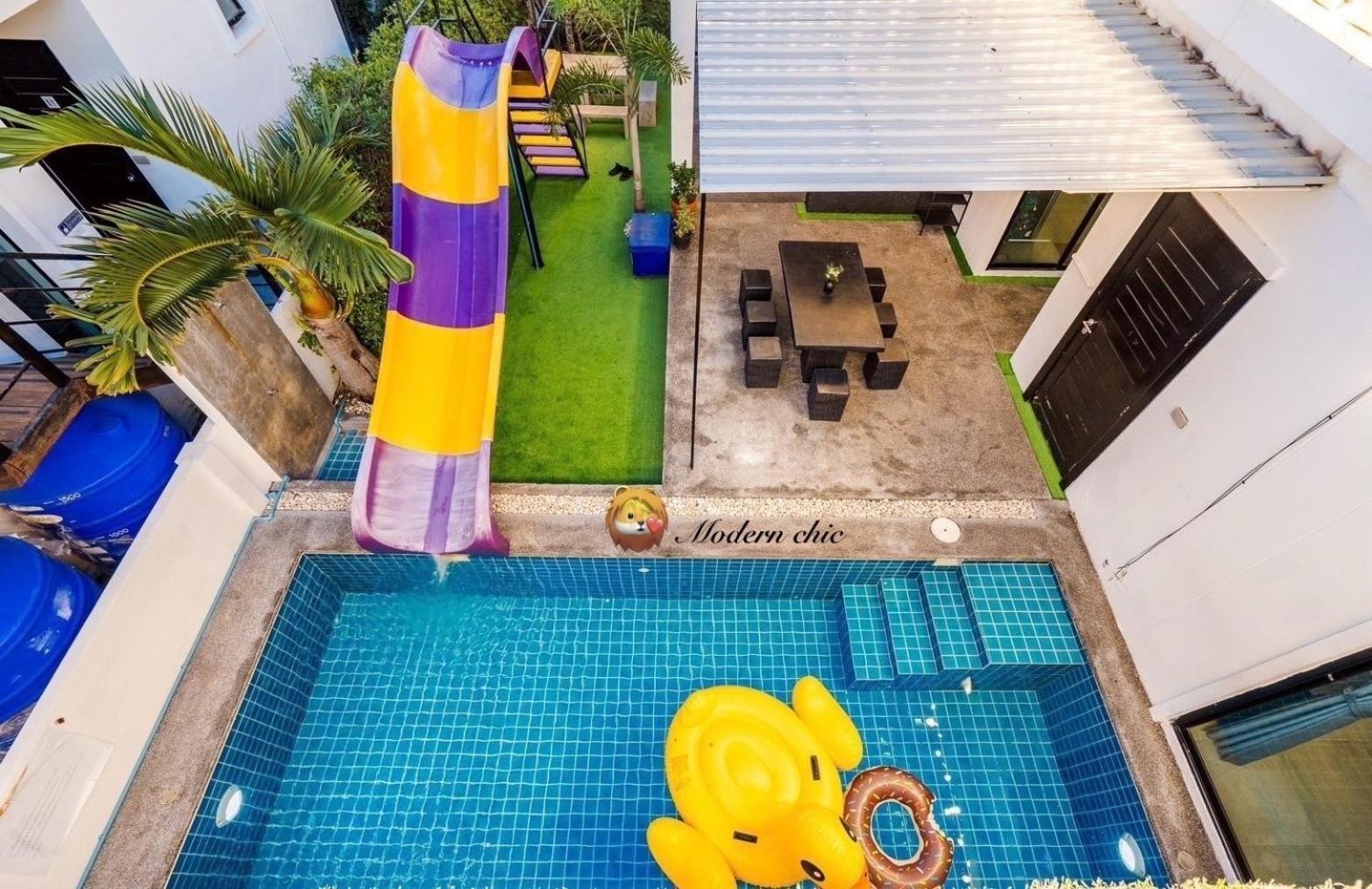 Modern Chic Villa *